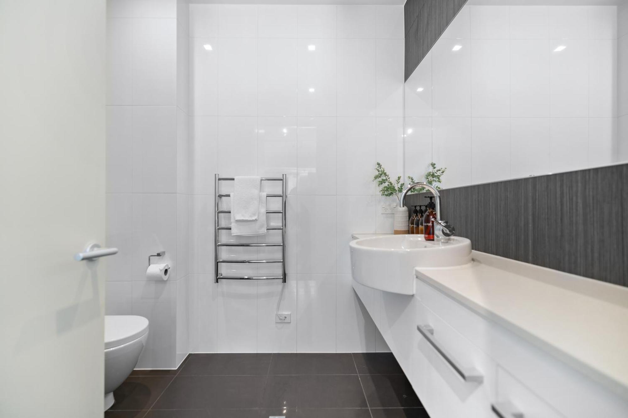 Апартаменти Stylish Haven Luxury Interiors In Prime Location Квінстаун Екстер'єр фото