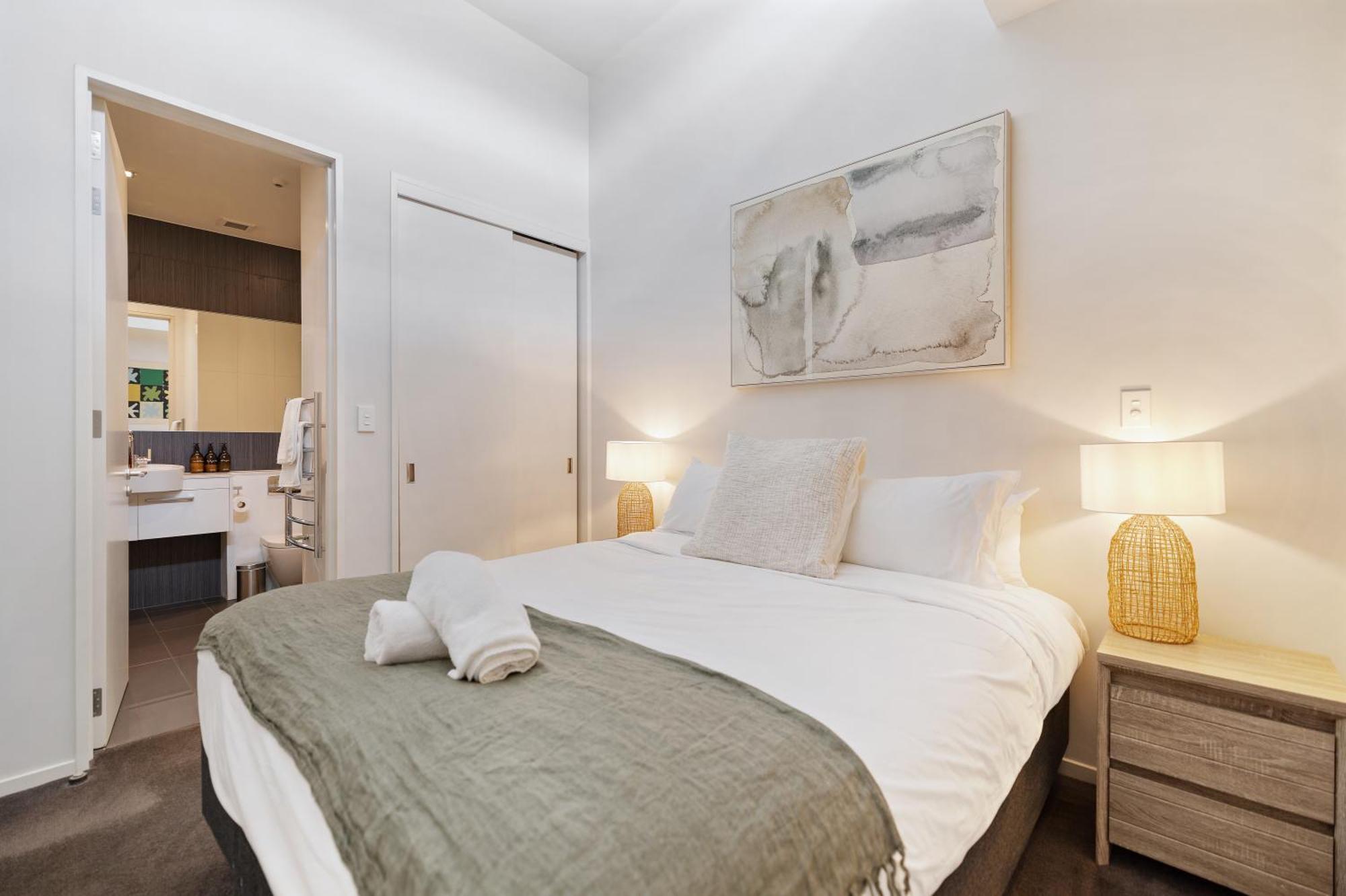Апартаменти Stylish Haven Luxury Interiors In Prime Location Квінстаун Екстер'єр фото